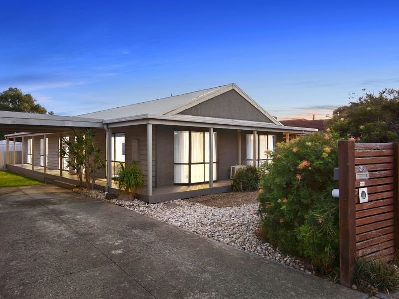 28 Hakea Drive, Mount Martha, VIC