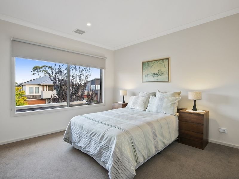 18 Bay Vista Close, Mount Martha, VIC