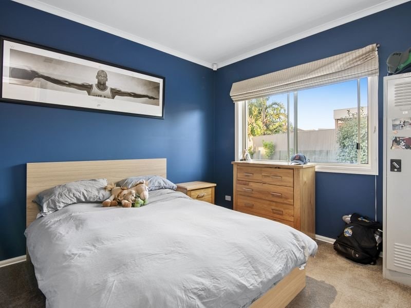 2 Trafalgar Square, Mount Martha, VIC