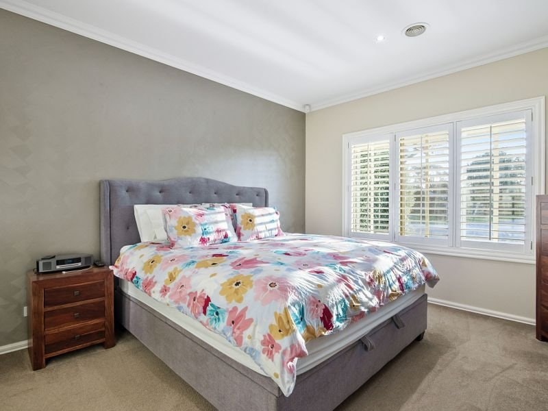 2 Trafalgar Square, Mount Martha, VIC