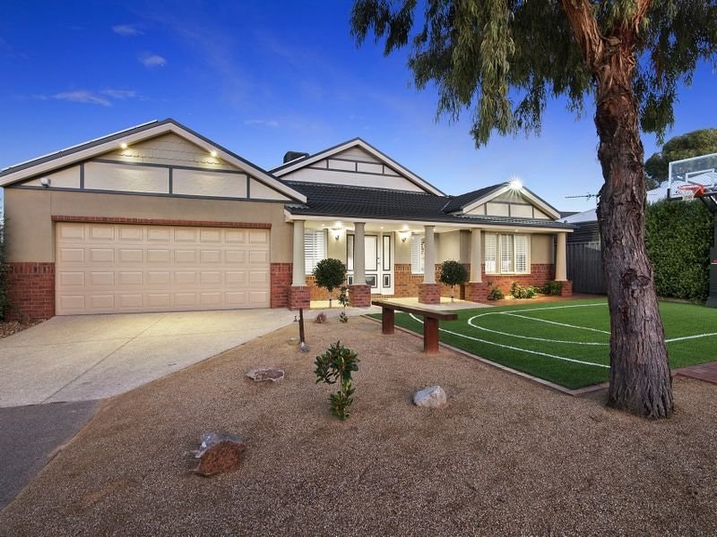 2 Trafalgar Square, Mount Martha, VIC