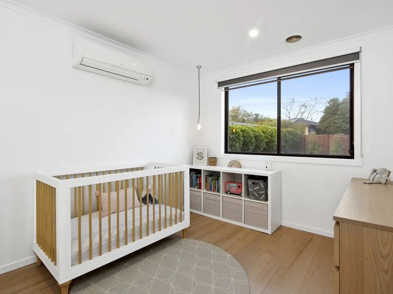 27 Kiandra Street, Mornington, VIC