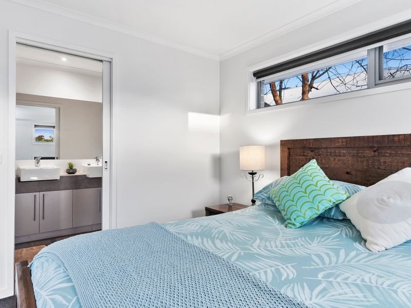 22 Marquis Avenue, Mornington, VIC