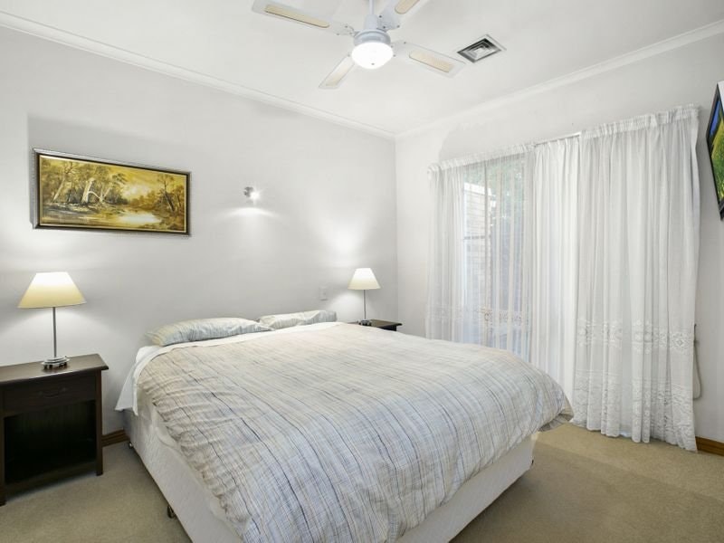 1/82 Herbert Street, Mornington, VIC