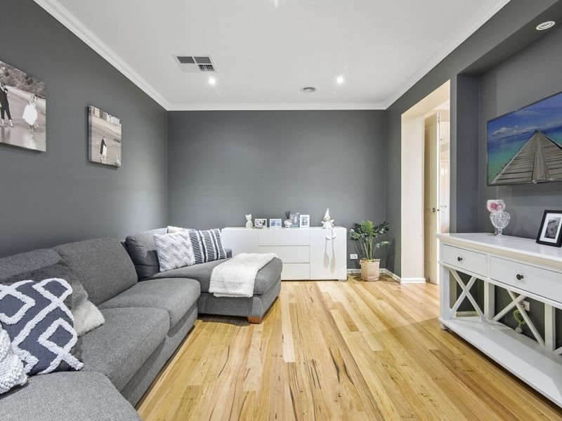 2 Trafalgar Square, Mount Martha, VIC