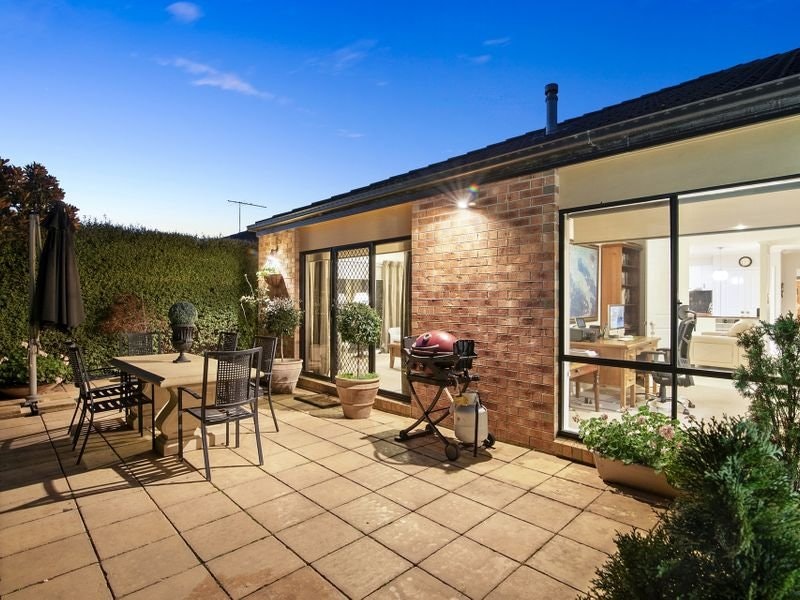 12 Malibu Way, Mount Martha, VIC