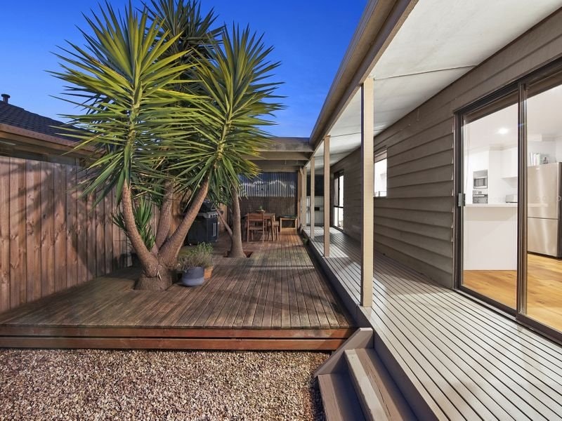 28 Hakea Drive, Mount Martha, VIC