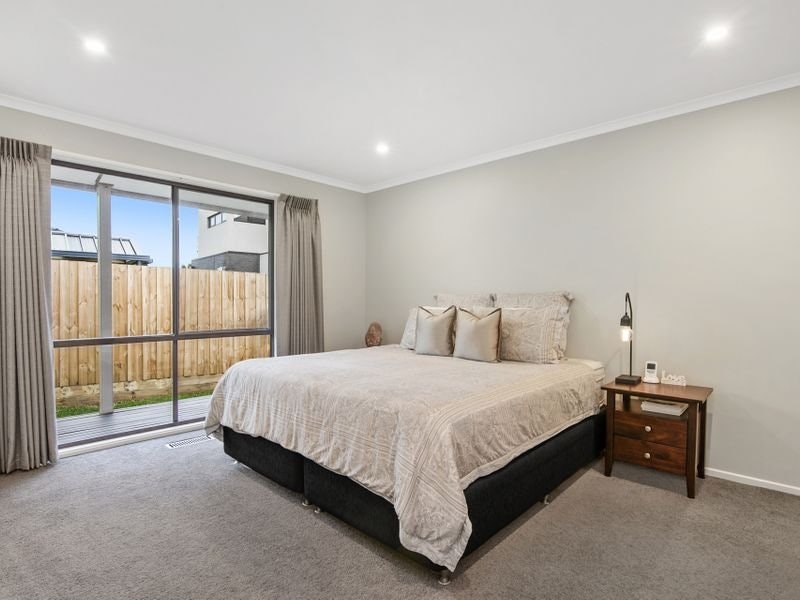 28 Hakea Drive, Mount Martha, VIC