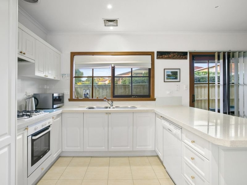 1/82 Herbert Street, Mornington, VIC