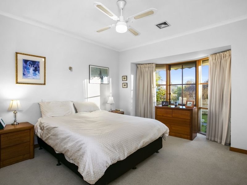 1/82 Herbert Street, Mornington, VIC