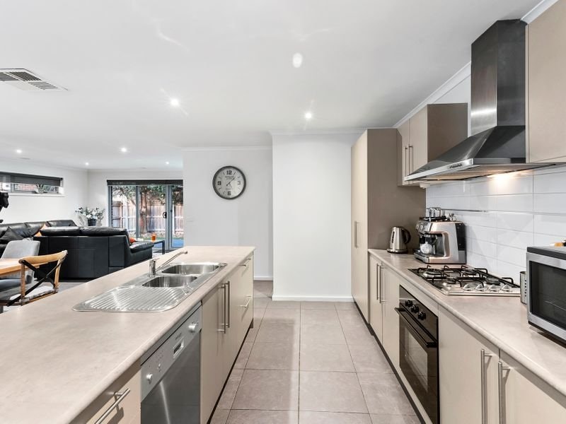 22 Marquis Avenue, Mornington, VIC