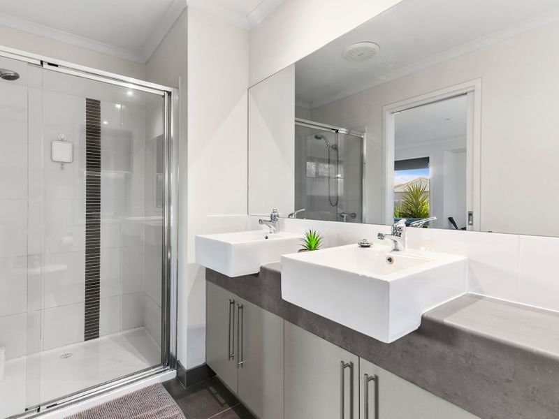 22 Marquis Avenue, Mornington, VIC