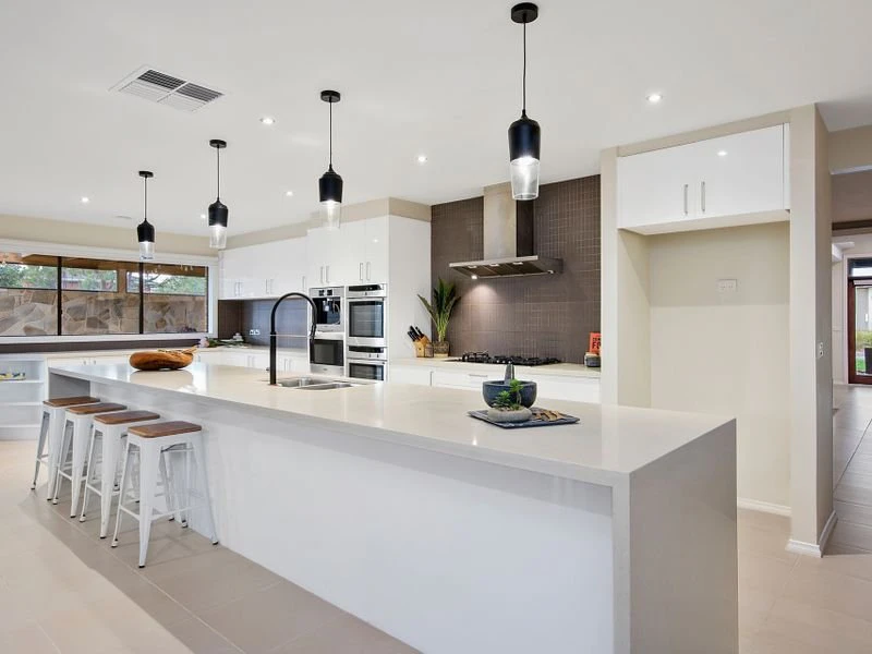 2 Serenity Way, Mornington, VIC