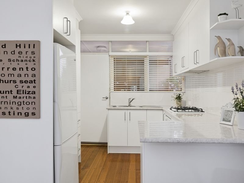 1/6 Tasma Lane, Mornington, VIC