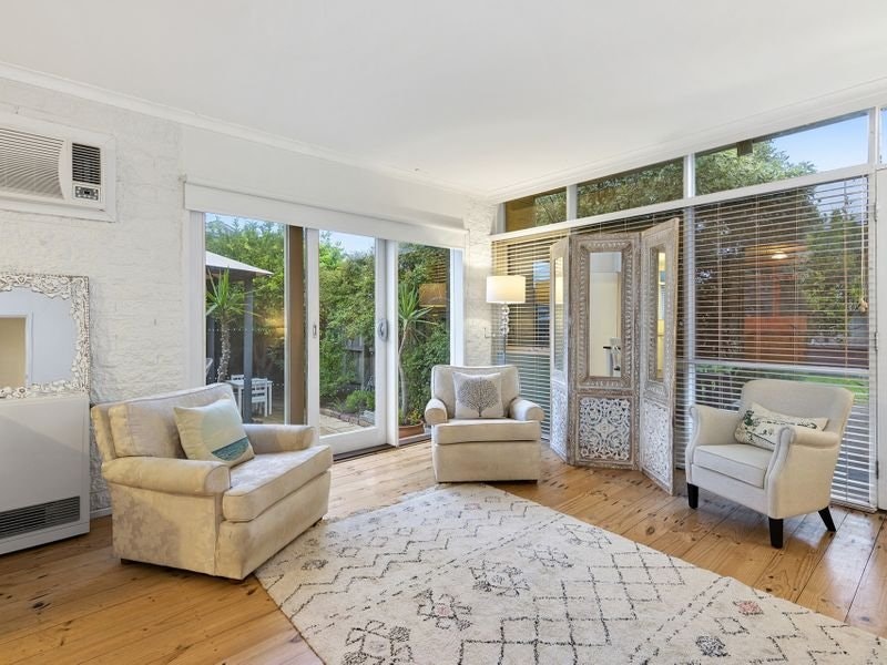 1/6 Tasma Lane, Mornington, VIC