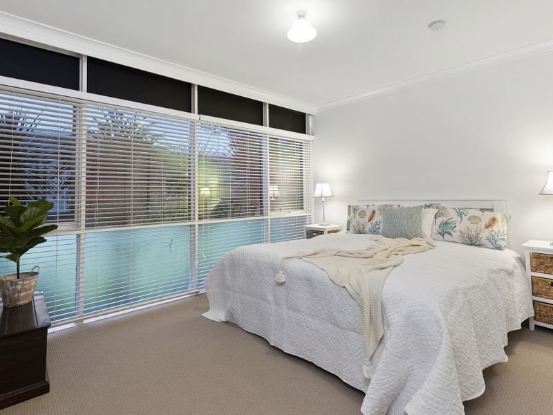 1/6 Tasma Lane, Mornington, VIC