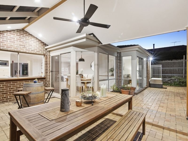 15 Barriedale Grove, Frankston South, VIC