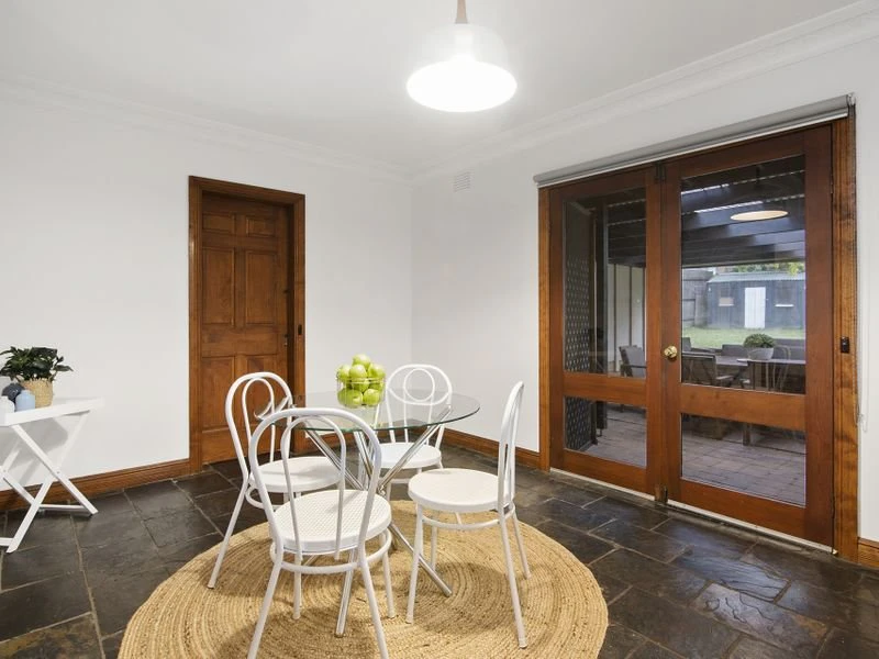 16 Moorooduc Highway, Frankston South, VIC