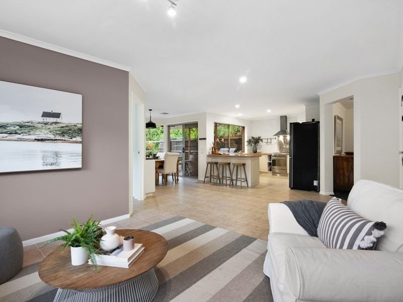 15 Barriedale Grove, Frankston South, VIC