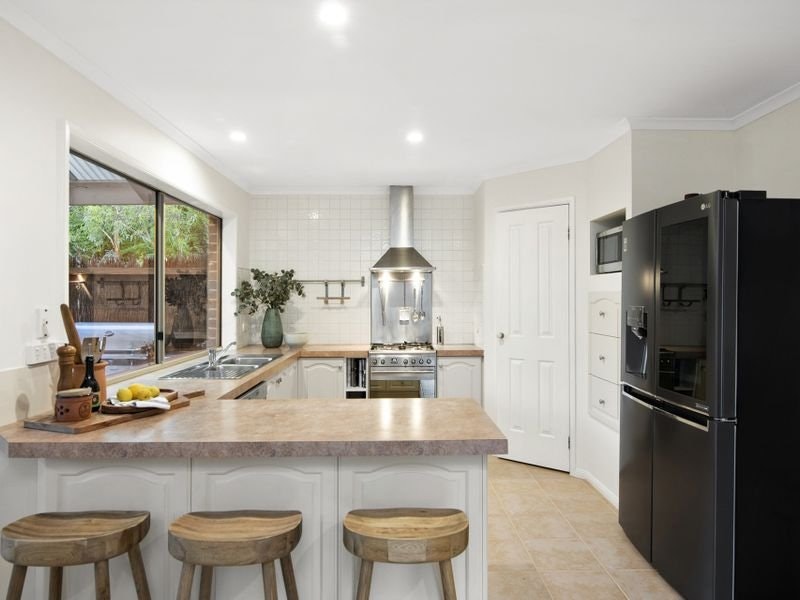 15 Barriedale Grove, Frankston South, VIC