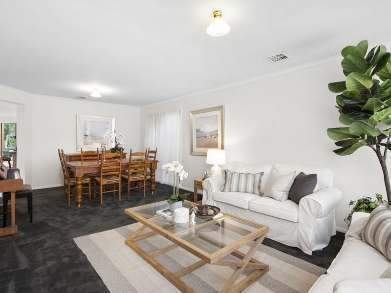 15 Barriedale Grove, Frankston South, VIC