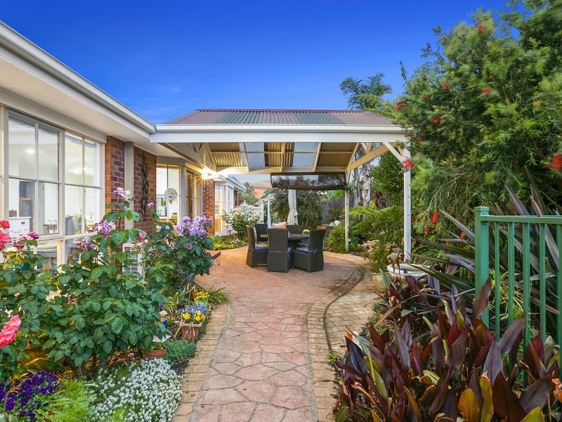 8 Boronia Court, Mount Martha, VIC