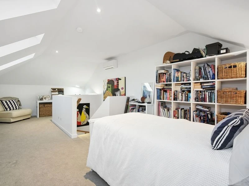19 Shandon Street, Mornington, VIC