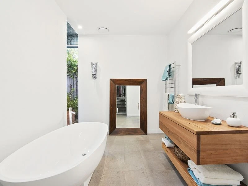 19 Shandon Street, Mornington, VIC