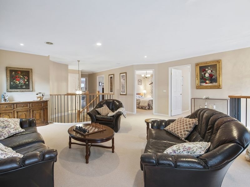 11 Balcombe Drive, Mount Martha, VIC