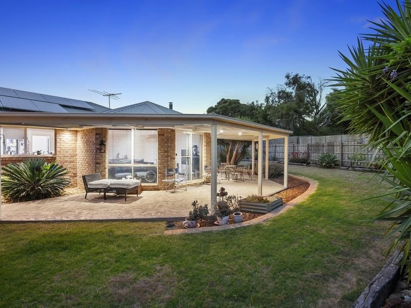 2 Aimee Court, Mornington, VIC