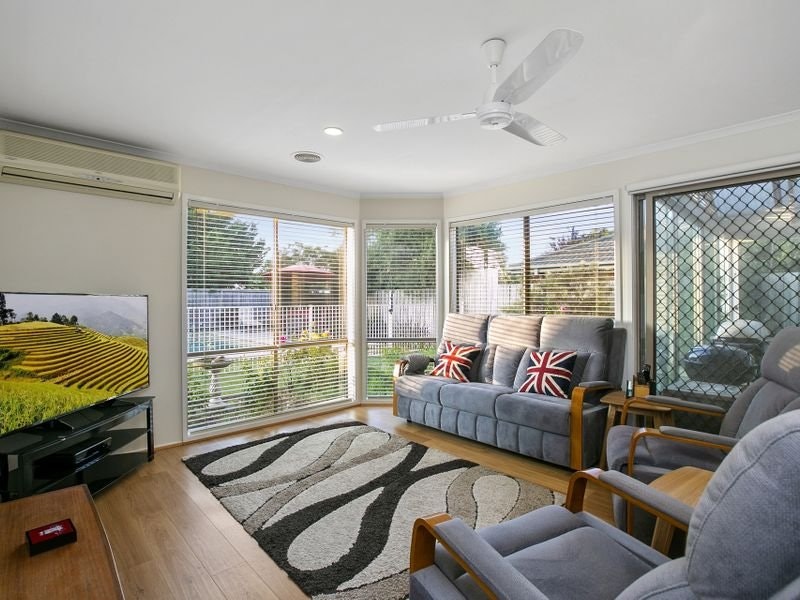 13 Emarald Close, Mornington, VIC