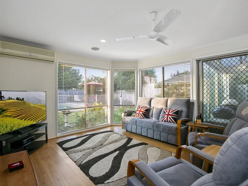 13 Emarald Close, Mornington, VIC