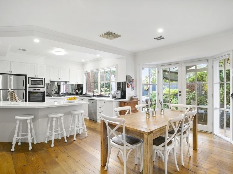 8 Boronia Court, Mount Martha, VIC