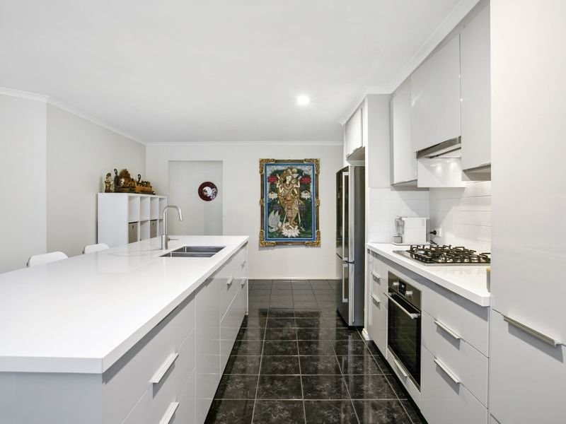 13 Whitsunday Court, Mount Martha, VIC