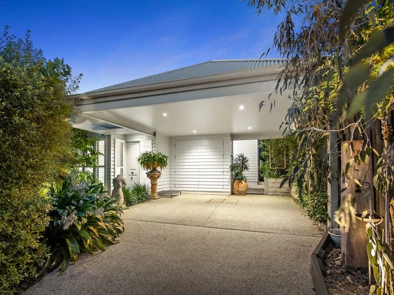 19 Shandon Street, Mornington, VIC