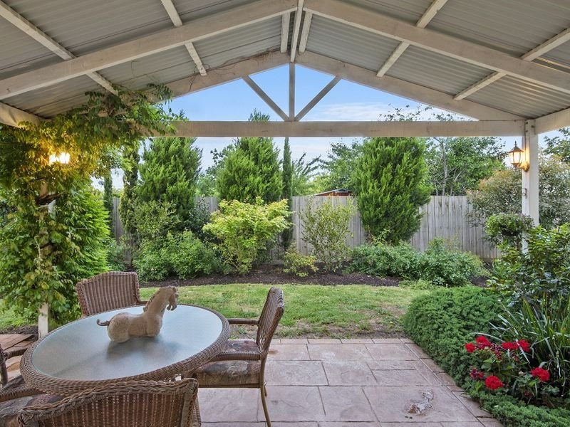 11 Balcombe Drive, Mount Martha, VIC