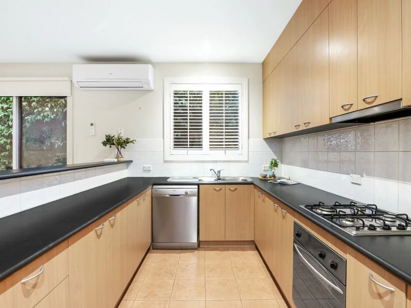 4 Rodney Court, Mornington, VIC