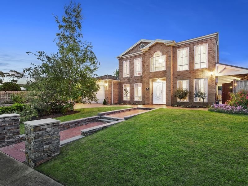 11 Balcombe Drive, Mount Martha, VIC