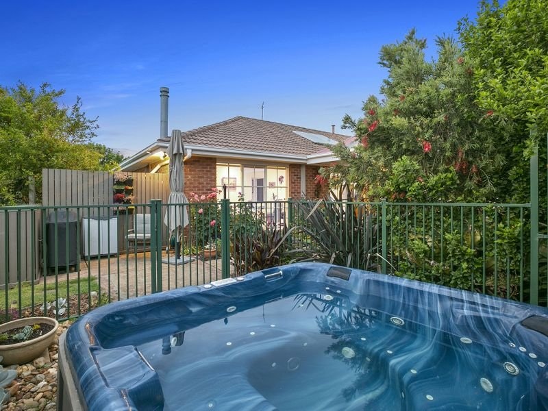 8 Boronia Court, Mount Martha, VIC