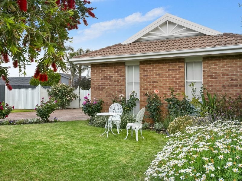 8 Boronia Court, Mount Martha, VIC