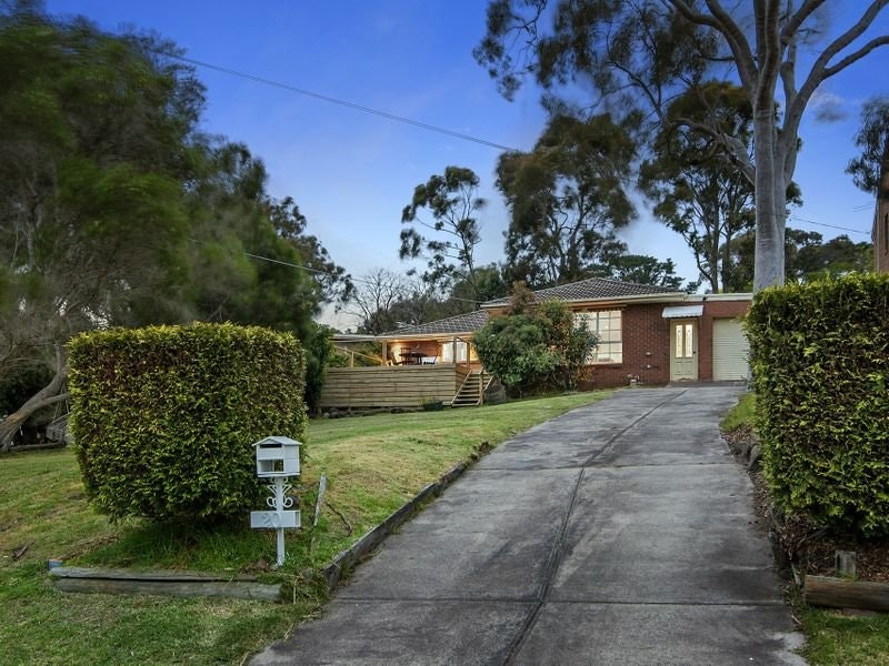 20 St Ives Grove, Mount Martha, VIC