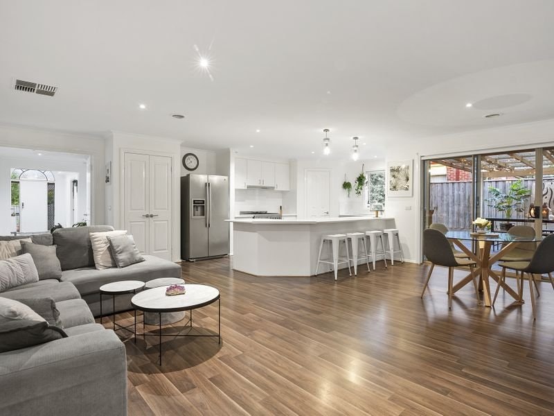 6 Santorini Court, Mount Martha, VIC