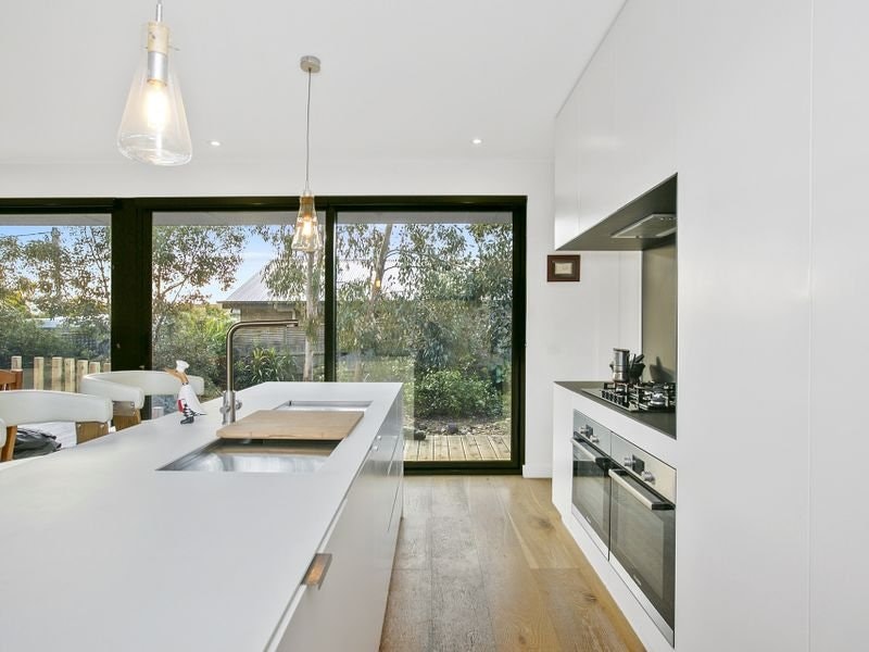 4 Jeannine Court, Mount Martha, VIC