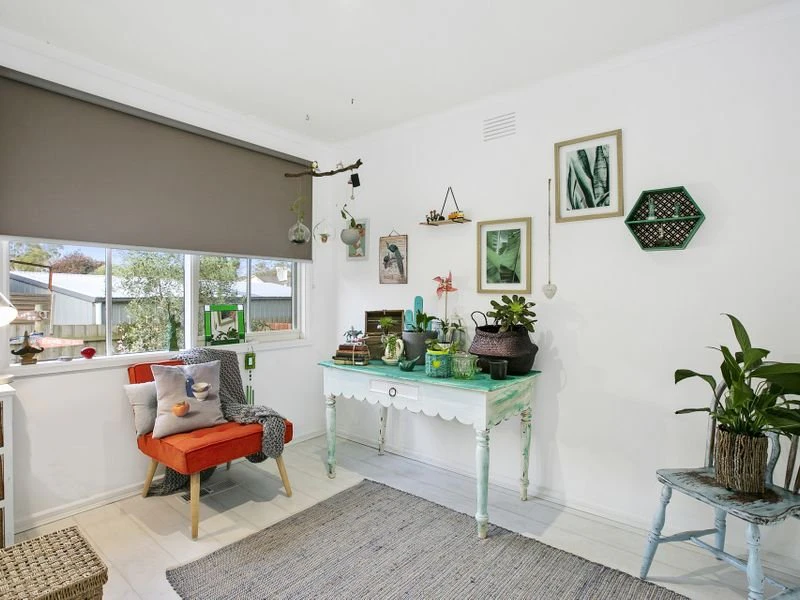 33 Sanderling Crescent, Mornington, VIC
