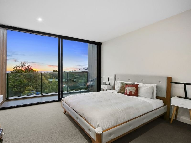 4 Jeannine Court, Mount Martha, VIC