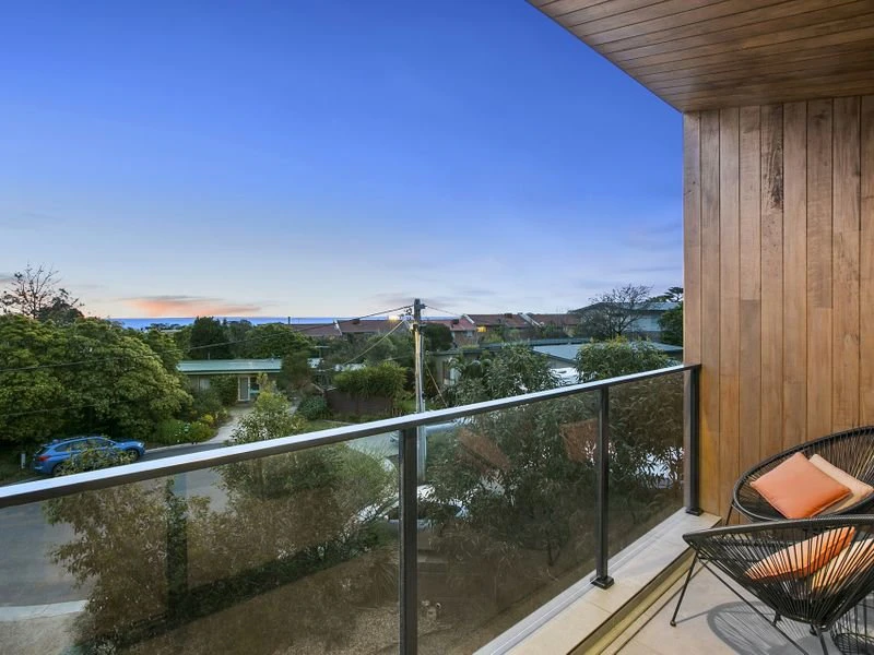 4 Jeannine Court, Mount Martha, VIC