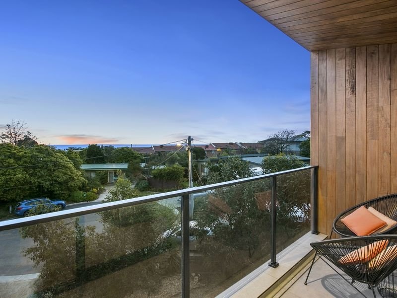 4 Jeannine Court, Mount Martha, VIC