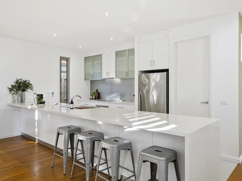 2/0 Adelaide Street, Mornington, VIC