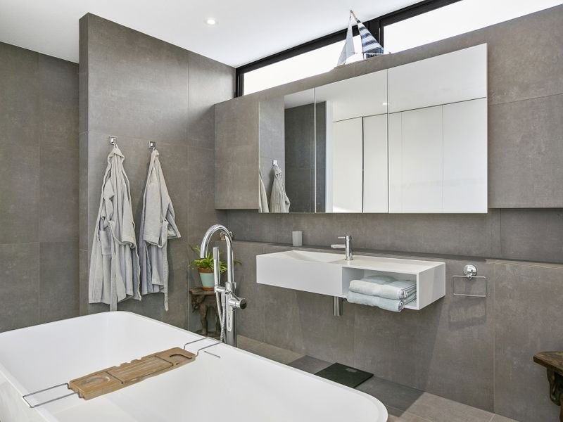 4 Jeannine Court, Mount Martha, VIC