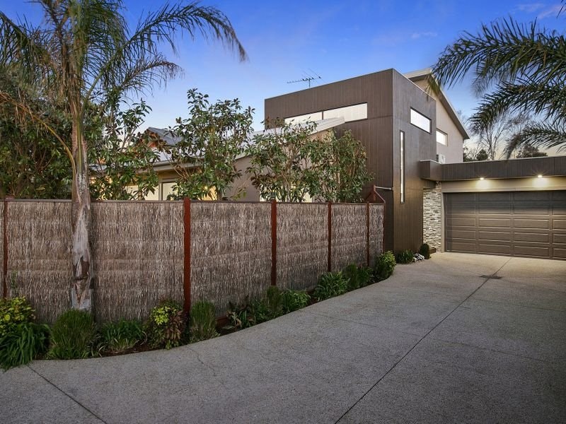 2/0 Adelaide Street, Mornington, VIC